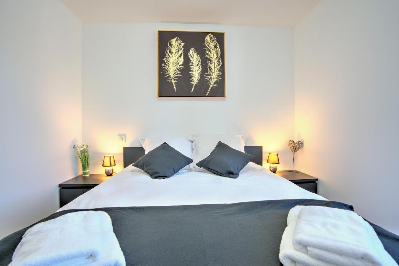 Le Sabot - Netflix/Wi-Fi Fibre/Terasse - 4 Pers Apartment Banassac Bagian luar foto