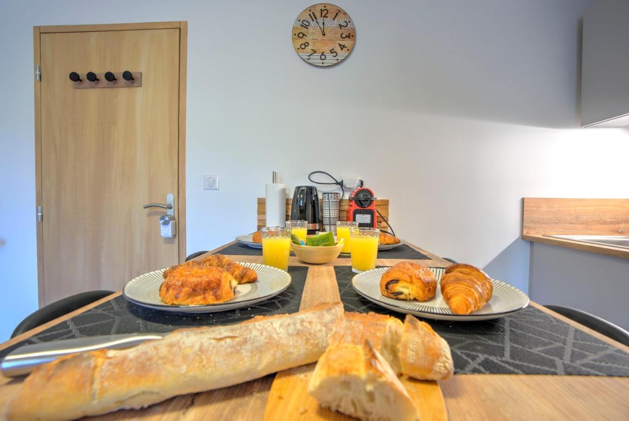 Le Sabot - Netflix/Wi-Fi Fibre/Terasse - 4 Pers Apartment Banassac Bagian luar foto